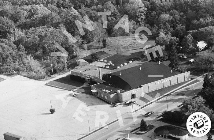 Strikers Bowl (Kellys Bowling) - Aerial Photo As Kellys